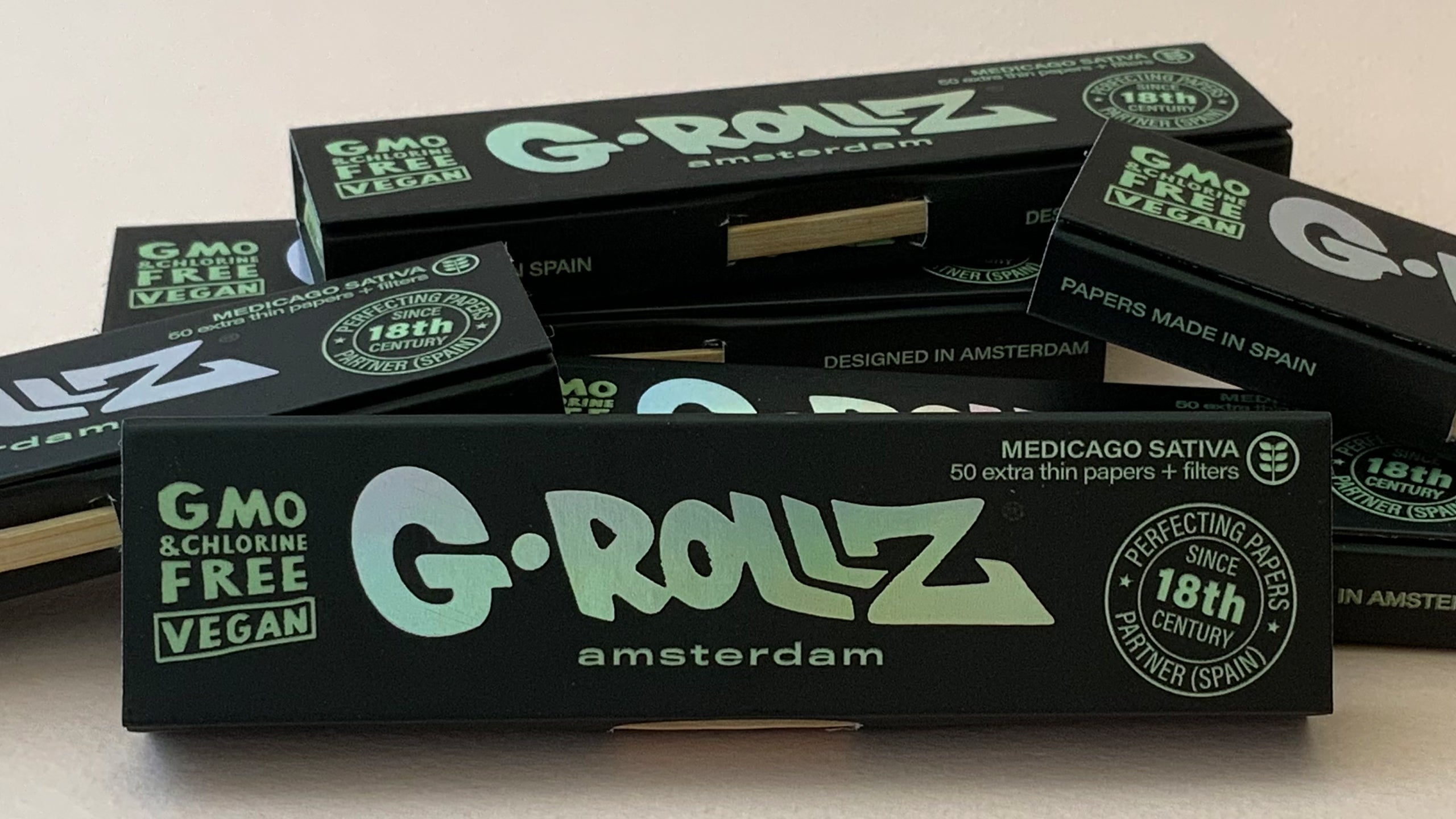 G-Rollz Medicago Sativa - King Slim Papers + Poker + Tips