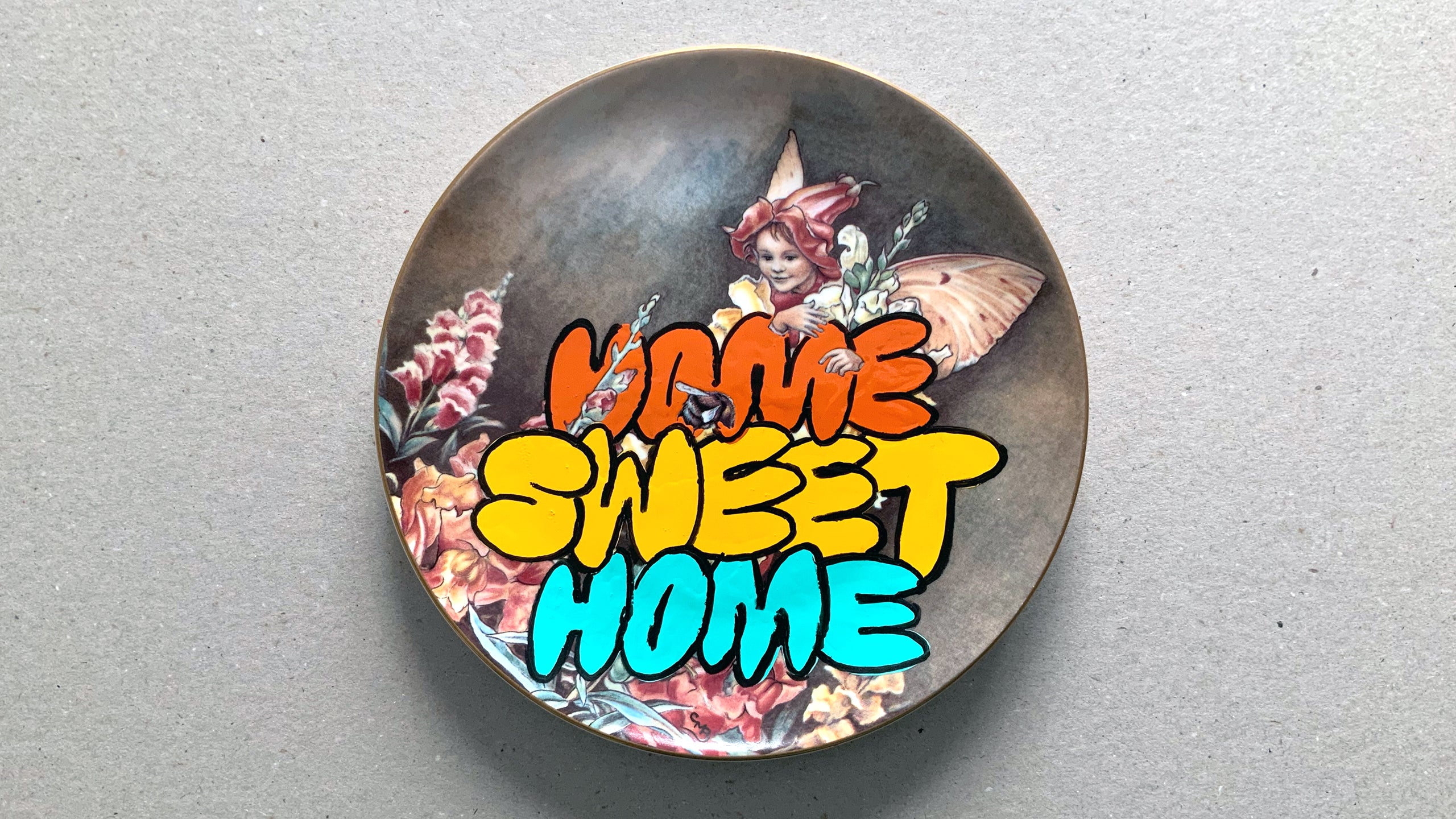 Slow Life - Home Sweet Home - Bumble Bee