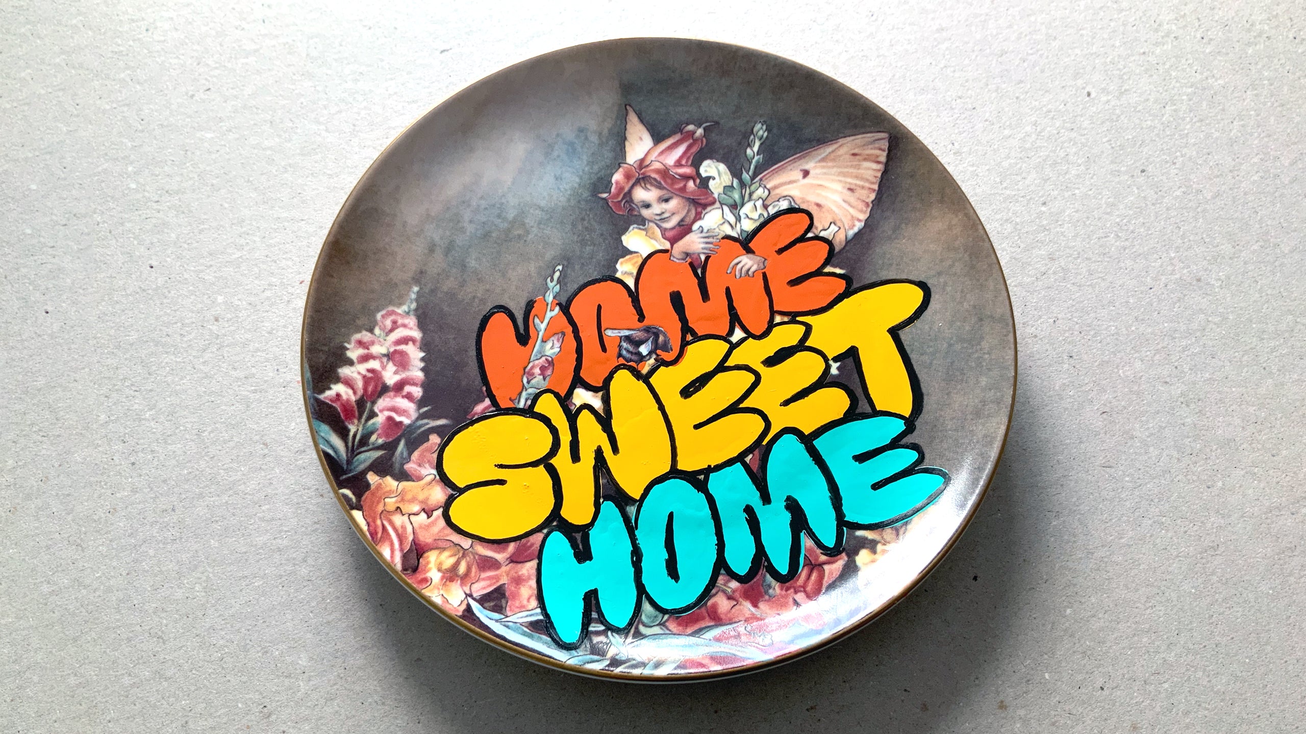 Slow Life - Home Sweet Home - Bumble Bee